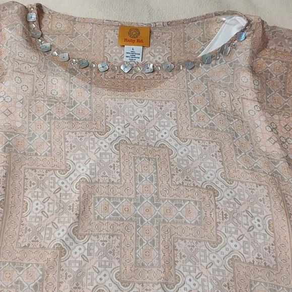 Ruby Rd top - Picture 2 of 7
